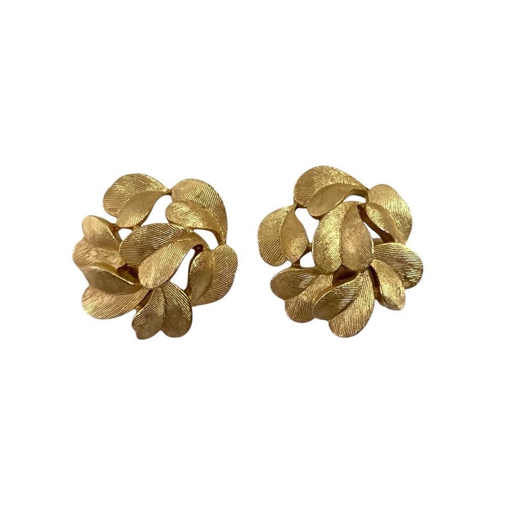 Trifari Crown Earrings Gold Tone Textured Leaf Flower Clip On 1" Vintage MCM